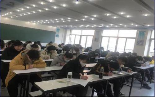 东营公务员电子商务专业